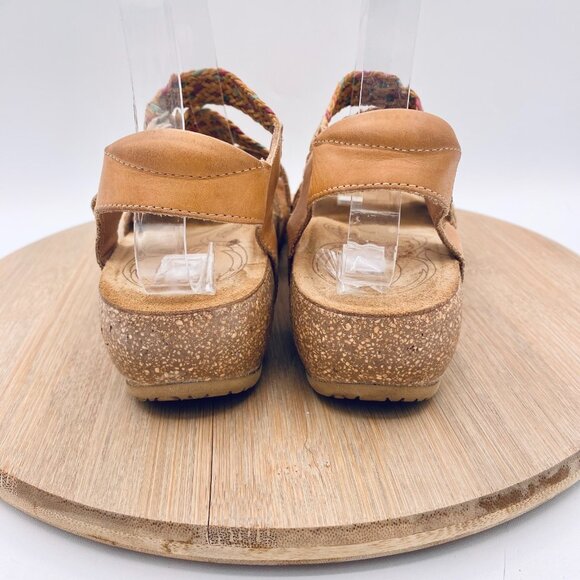 Taos Trulie Sandals Womens 7/7.5 Tan Leather Ankle Strap Orthotic Flats Peep - Picture 8 of 11